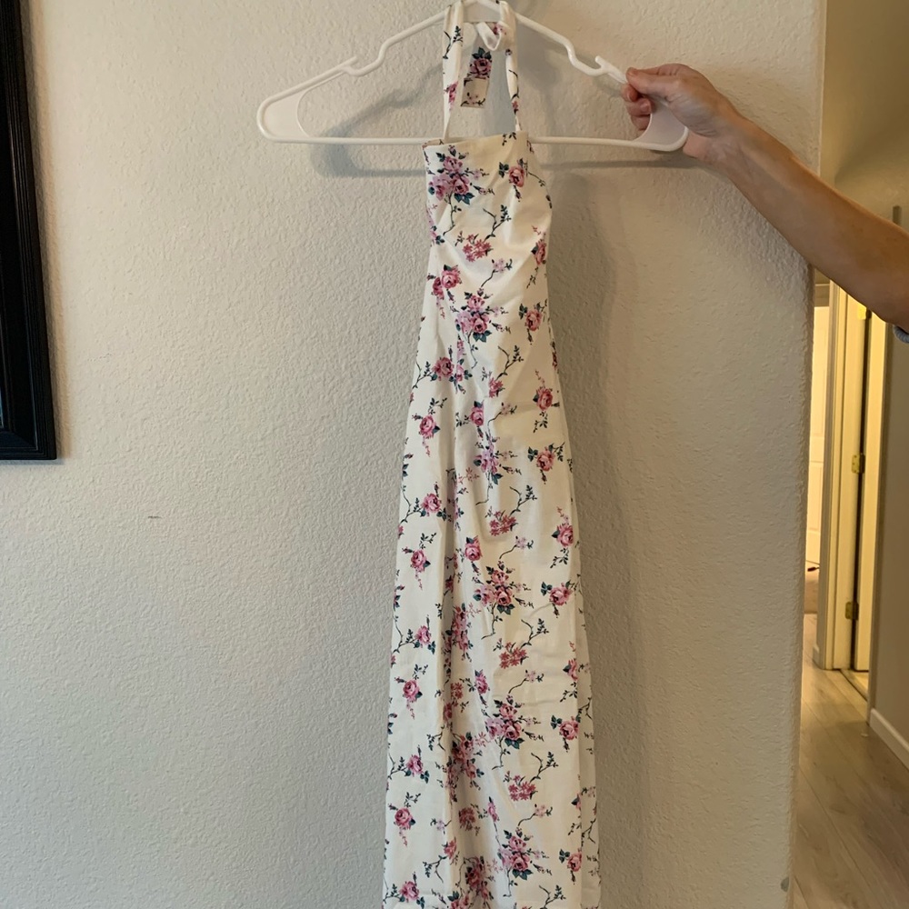 NWT flowered halter Dress